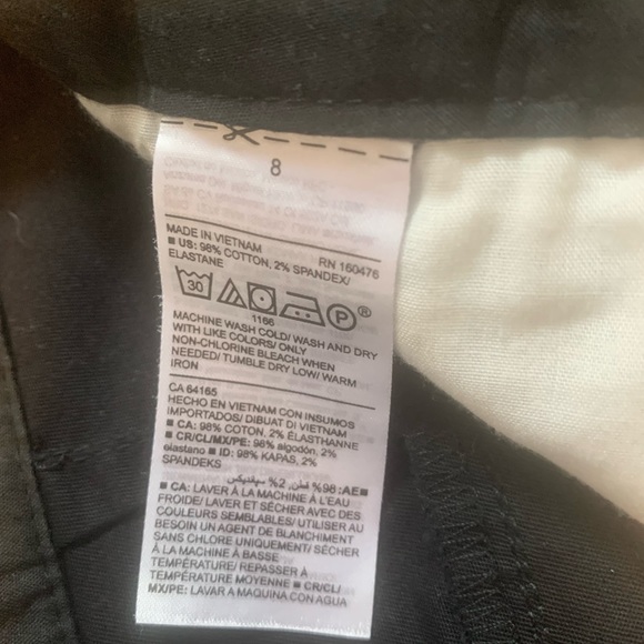 Old navy shorts - Picture 3 of 3